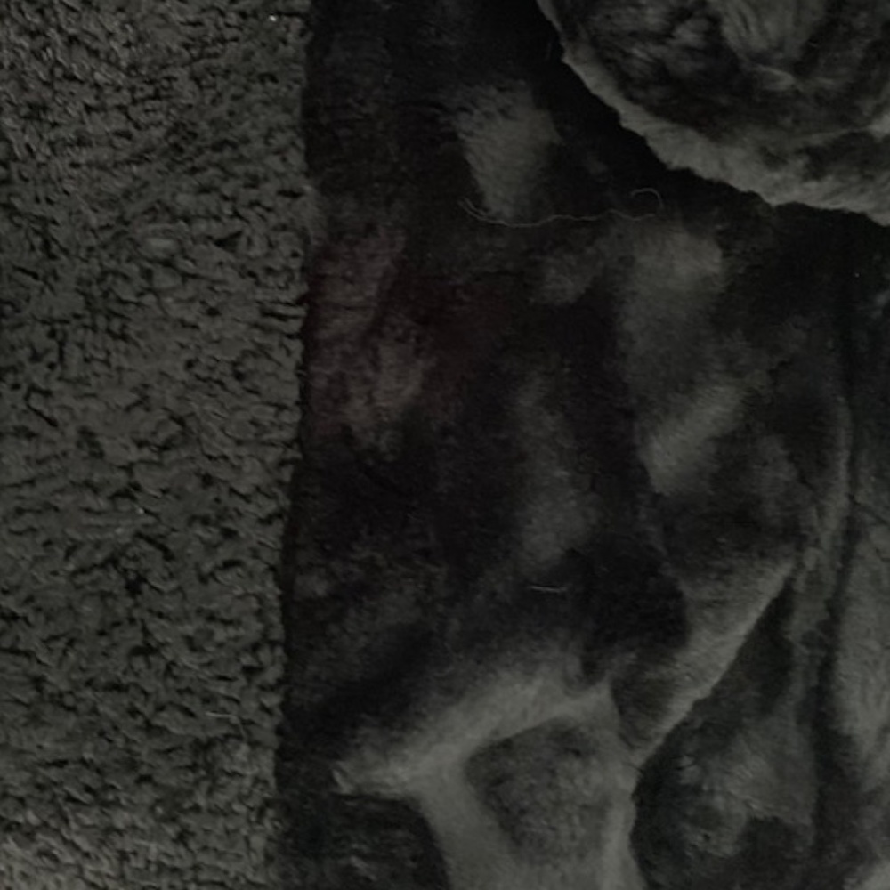 Faux fur black vest. L. - Picture 9 of 13